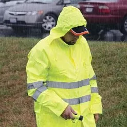 Majestic Hi-Vis High-Visibility Class III Rainwear Jacket 8 Majestic Hi-Vis High-Visibility Class III Rainwear Jacket -Gardening Shop 751351 3 7