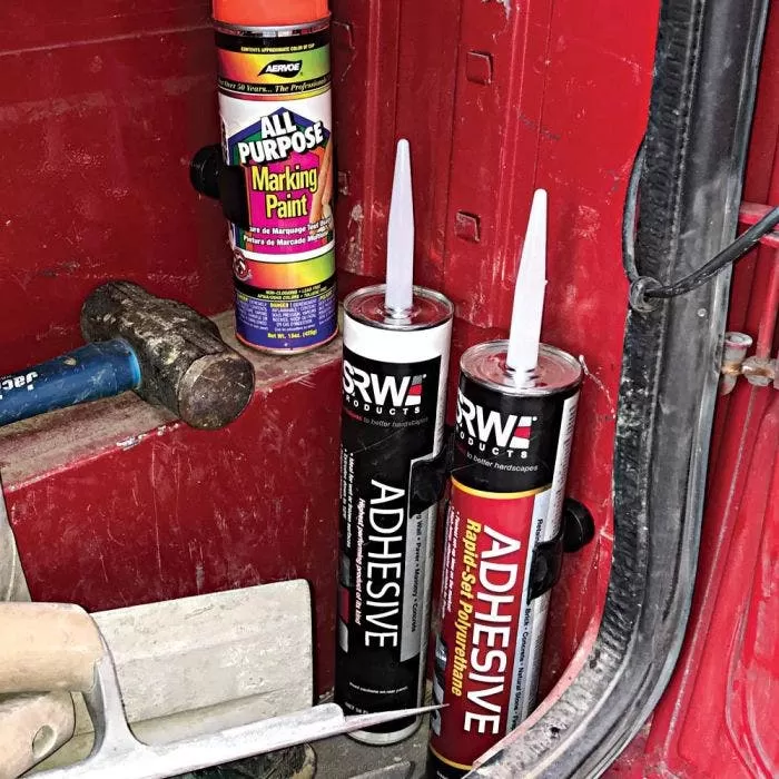 Magnetic Grease Gun Clips, One Pair 3 Magnetic Grease Gun Clips, One Pair - Image 3