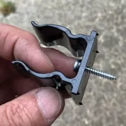 SHOPCLIP Composite Storage Clips Package Of 6 -Gardening Shop shopclip in hand